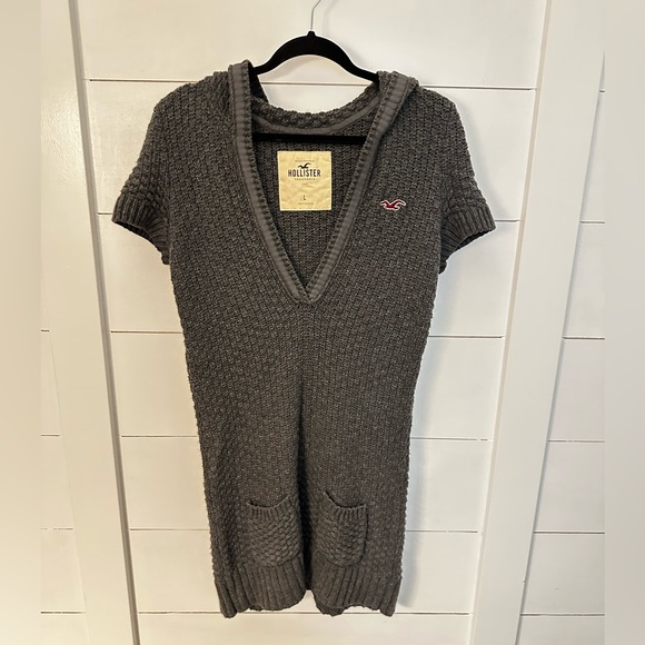Y2K VINTAGE HOLLISTER L Grey hooded cable knit front pocket woman V neck dress